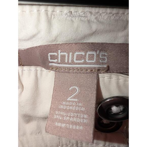 CHICO'S Cropped Pants Womens‎ Size 2 White Cargo Two Button Closure Casual Chic - Picture 4 of 5